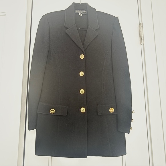 St. John Elegant Black Blazer with Gold Accents size 6 - Picture 1 of 14